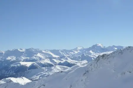 Gronda, appartement alpin avec 2 balcons à Graun : photo 10