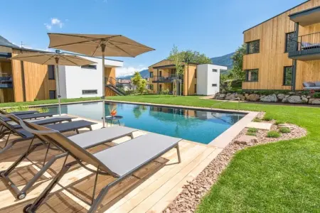 Maison bois massif Climate House avec piscine naturelle à Naturns : photo 3