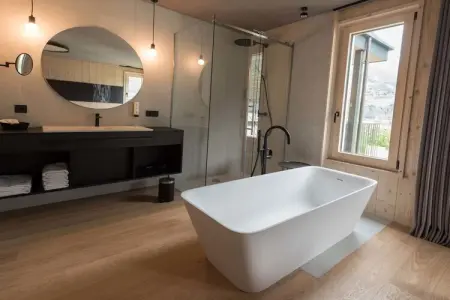 Maison bois massif Climate House avec piscine naturelle à Naturns : photo 12
