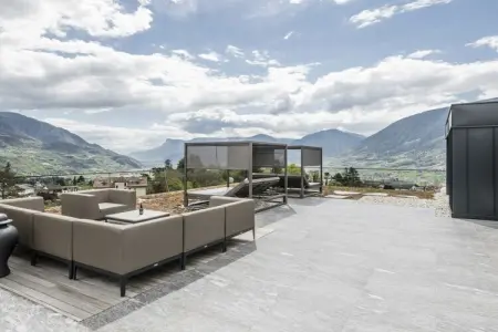 Maison de vacances Dorf Tirol, balcon 12 m² : photo 18