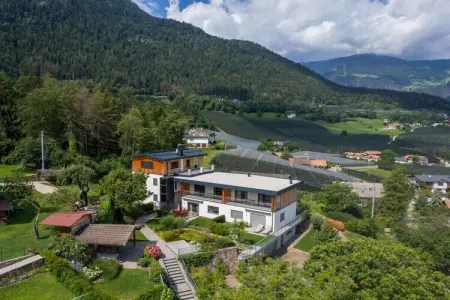 Maison Viola à Völlan : 6 personnes, jardin clos : photo 2