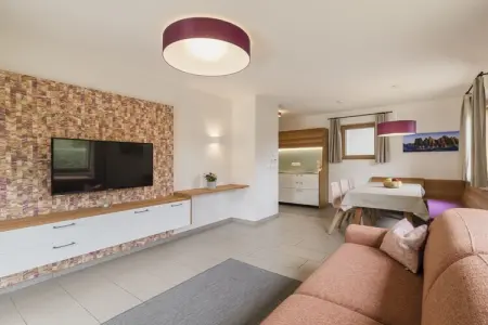 Maison Viola à Völlan : 6 personnes, jardin clos : photo 14