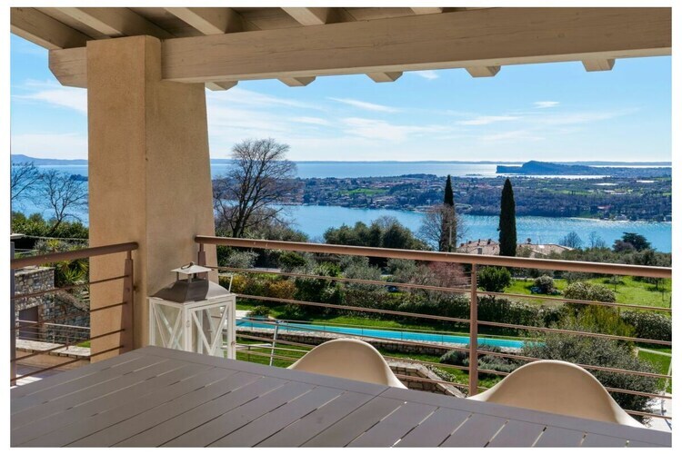 Maison moderne 40 m² avec 2 balcons à Salò - Photo 3