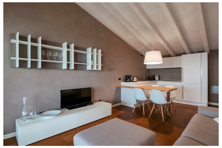 Maison moderne 40 m² avec 2 balcons à Salò - Photo 6