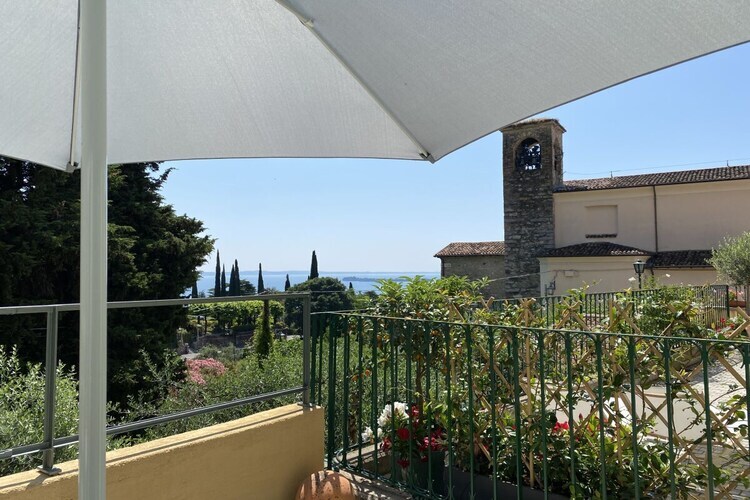 Villa Laguna Blue à Gardone Riviera, 1 chambre - Photo 1