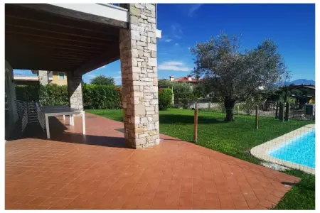 561511, Villa Garda Relax - piscine - Photo 1