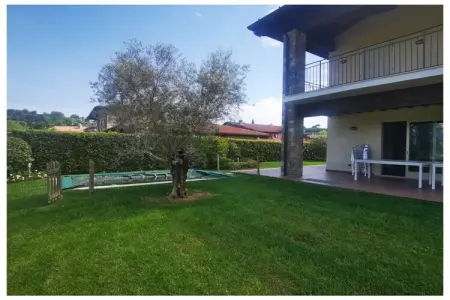 561511, Villa Garda Relax - piscine - Photo 2