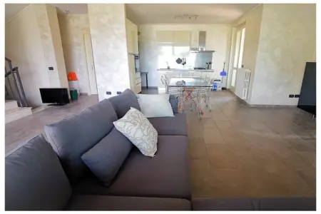 561511, Villa Garda Relax - piscine - Photo 6