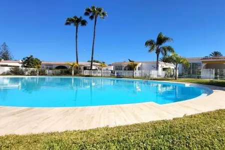 Maison 90m² piscine à 5 min de la plage : photo 2