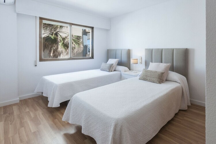 Maison 6 personnes avec piscine à 5m de la plage - Photo 14