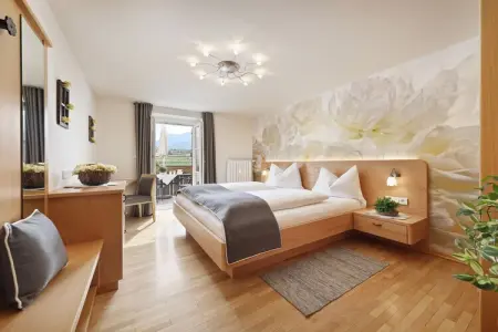 Stöckerhof : maison à la ferme du XIIIe siècle à Meran : photo 25