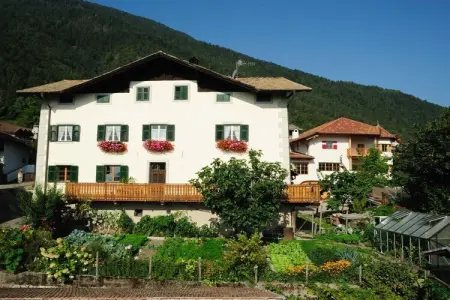 Appartement Saint-Hippolyte à Tisens, 1 chambre : photo 2
