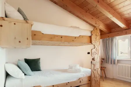 Acero Rosso, appartement 2 étages avec balcon à Dervio : photo 10