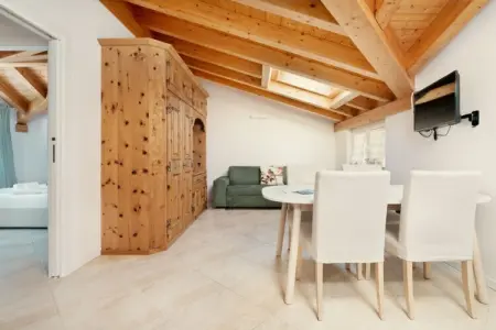 Acero Rosso, appartement 2 étages avec balcon à Dervio : photo 12