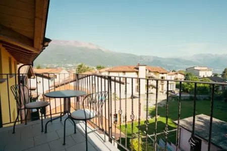 Acero Rosso, appartement 2 étages avec balcon à Dervio : photo 18