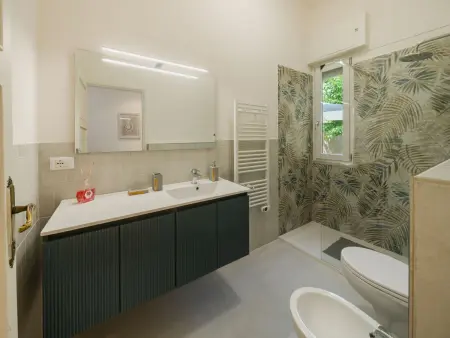 Contemporary House, Maison 5 personnes à Viareggio - Photo 20