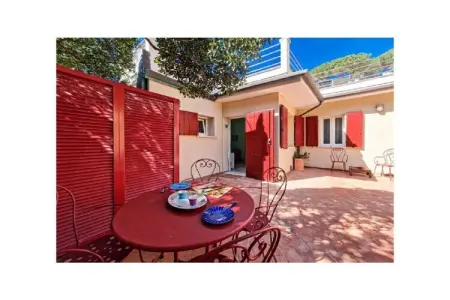 Maison 30 m² avec animaux à Capoliveri