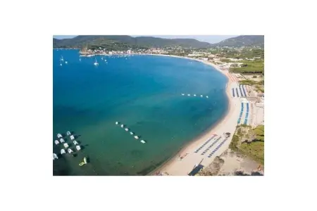 Maison 10 personnes face à la plage à Marina di Campo