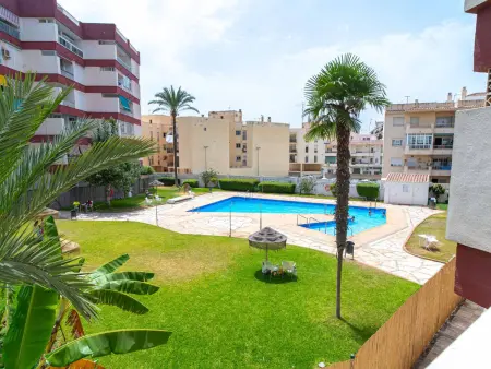 Corona 204 : studio 59 m² avec balcon à Nerja : photo 1