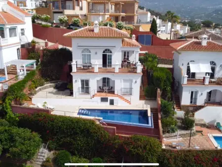 Villa Prime Seaview – 3 chambres, terrasse vue mer à Nerja : photo 5