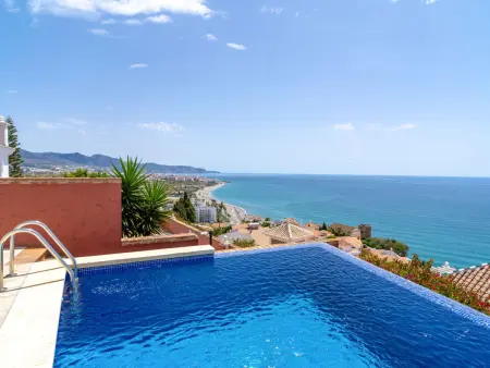 Villa Prime Seaview – 3 chambres, terrasse vue mer à Nerja : photo 9