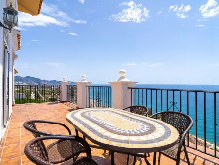 Villa Prime Seaview – 3 chambres, terrasse vue mer à Nerja : photo 10