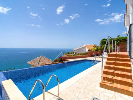 Villa Prime Seaview – 3 chambres, terrasse vue mer à Nerja : photo 37