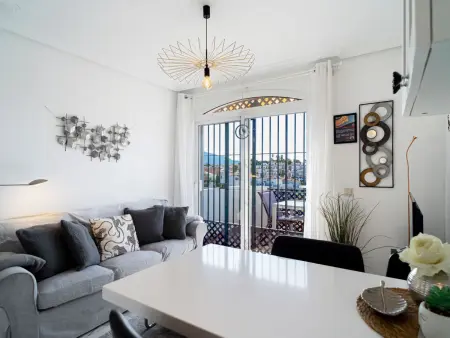 Studio 47 m² Verano Azul 96, vue mer et montagnes : photo 13