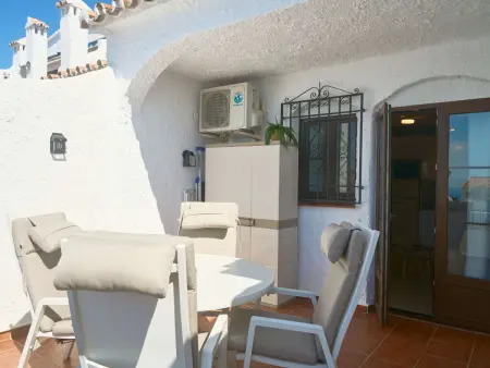 Studio Casa Sofia à Nerja, vue mer et piscine : photo 19