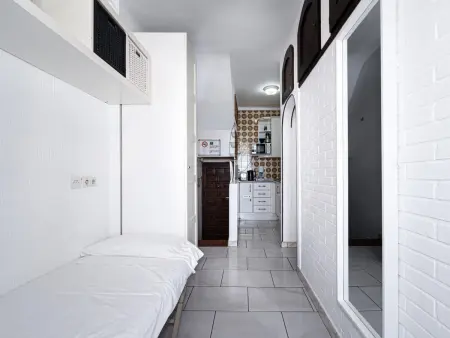 Studio 45 m² avec vue mer et piscine à Nerja : photo 15