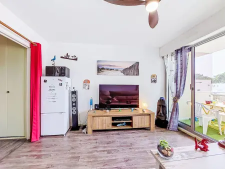 Les Écureuils – Appartement 2p aux portes de la plage : photo 9