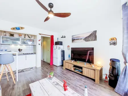 Les Écureuils – Appartement 2p aux portes de la plage : photo 11