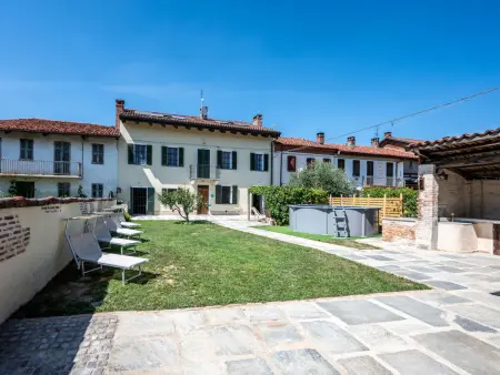 Maison Jeeco, 9 pers., piscine à San Paolo Solbrito : photo 1