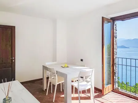 Casa Olivee – Maison vue lac à Argegno : photo 16