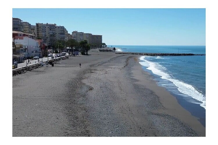 Maison sur la plage d'Algarrobo Costa, vue mer - Photo 7