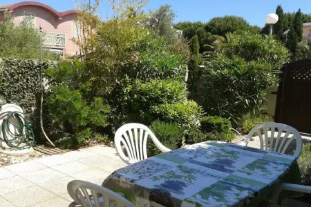 Maison 5 pers. à Gruissan, jardin et terrasse près de la plage : photo 4