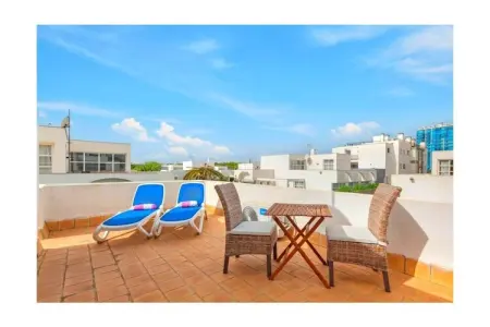 Maison blanche style Ibiza avec piscine à Can Picafort : photo 4