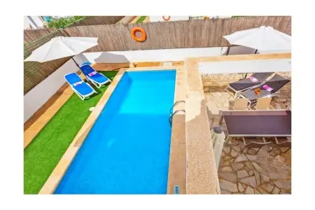 Maison blanche style Ibiza avec piscine à Can Picafort : photo 6