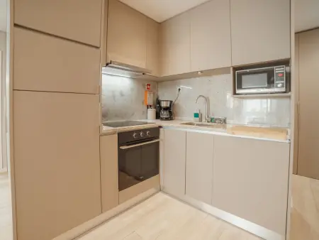Appartement 2 pièces Porto, centre idéal pour 3 adultes : photo 9