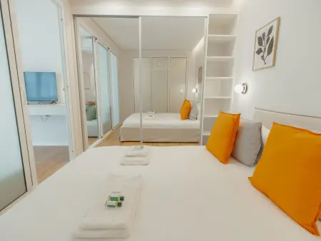 Studio 45 m² lumineux à Porto, 3e étage : photo 2