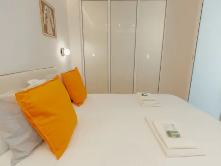Studio 45 m² lumineux à Porto, 3e étage : photo 3