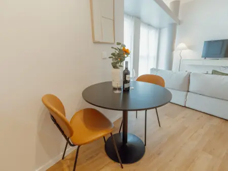 Studio 45 m² lumineux à Porto, 3e étage : photo 9