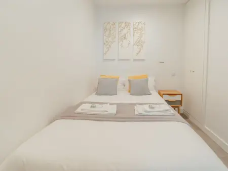 Studio 29 m² au cœur de Porto, bien équipé : photo 1