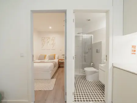 Studio 29 m² au cœur de Porto, bien équipé : photo 16