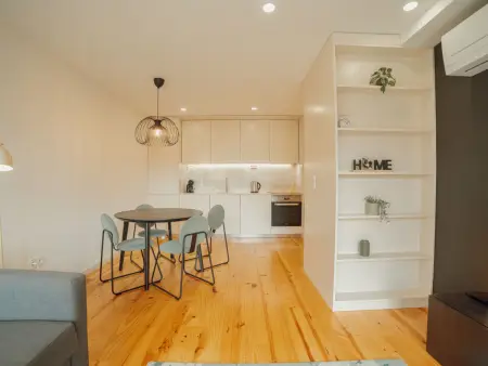 Appartement 2 pièces Porto avec séjour aménagé pour 4 : photo 12