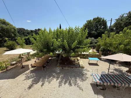 Location maison à Richerenches, Grande maison à Richerenches avec piscine