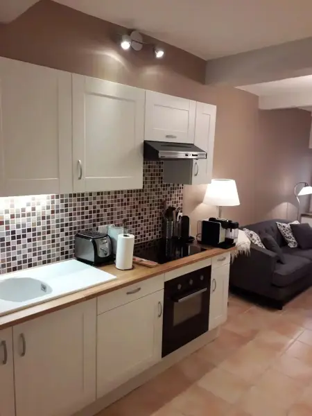 Location maison à Bagnols en Forêt, Maison charmante Bagnols-en-Forêt 57 m² avec parking