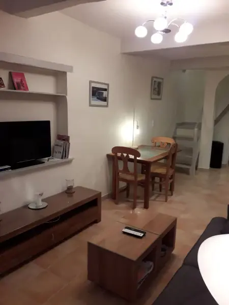 Maison provençale 57 m² avec parking, près de la forêt à Bagnols-en-Forêt : photo 11