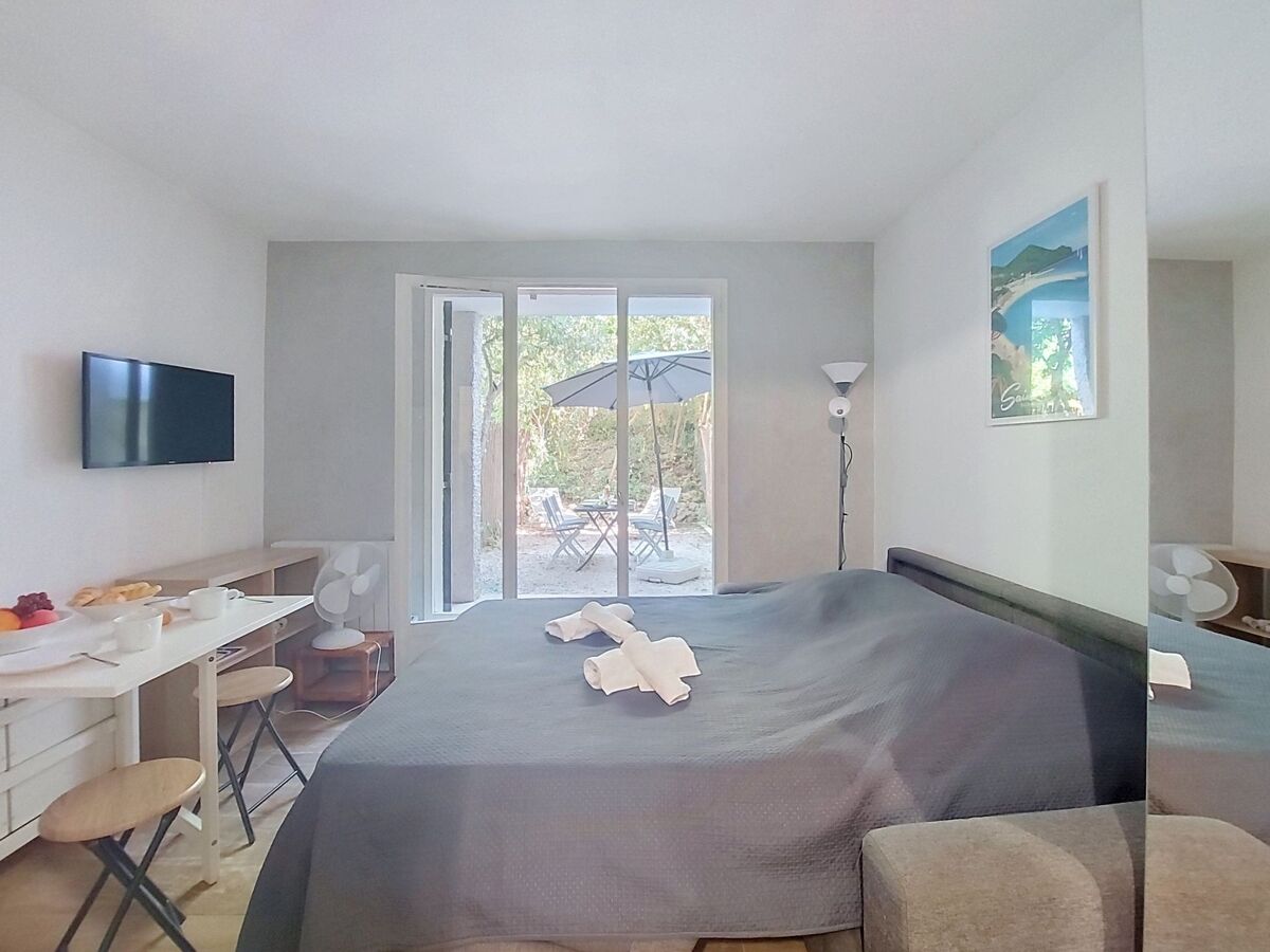 Studio Les Aigues Marines à Saint Cyr sur Mer - Photo 8