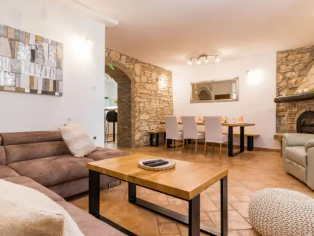 Villa Dominique, maison 4 chambres avec piscine chauffée : photo 13
